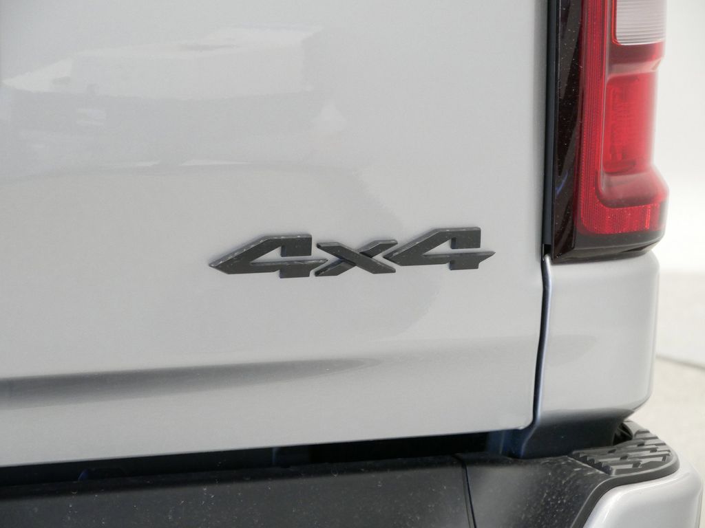 Thumbnail: 2025 RAM 1500 - 13