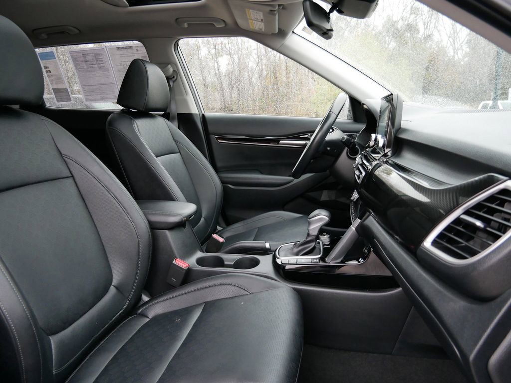 Thumbnail: 2021 Kia Seltos - 26