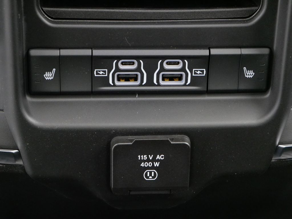 Thumbnail: 2026 RAM 1500 - 28