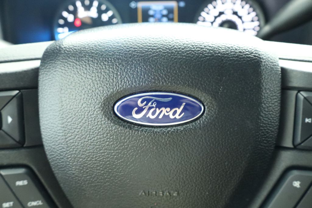 Thumbnail: 2016 Ford F-150 - 38
