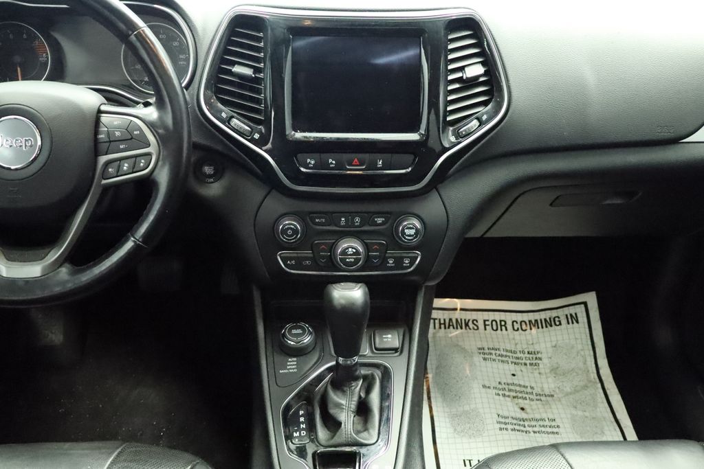 Thumbnail: 2021 Jeep Cherokee - 27