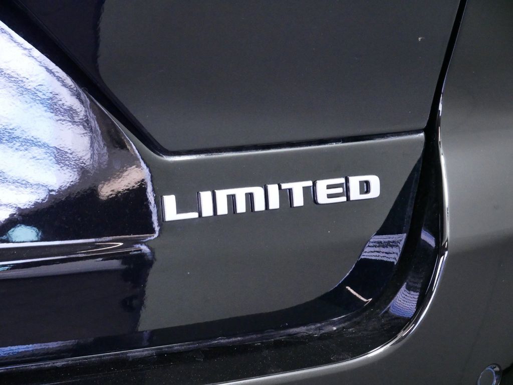 Thumbnail: 2025 Jeep Grand Cherokee - 13