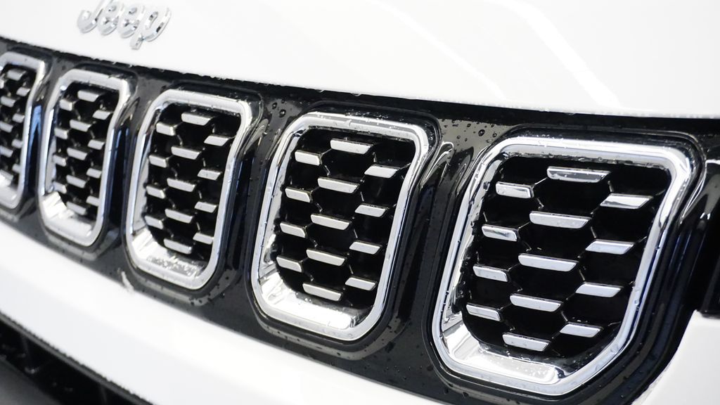 Thumbnail: 2026 Jeep Compass - 18