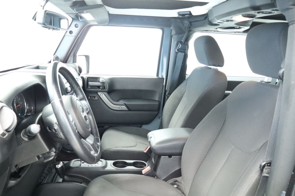 Thumbnail: 2014 Jeep Wrangler - 20