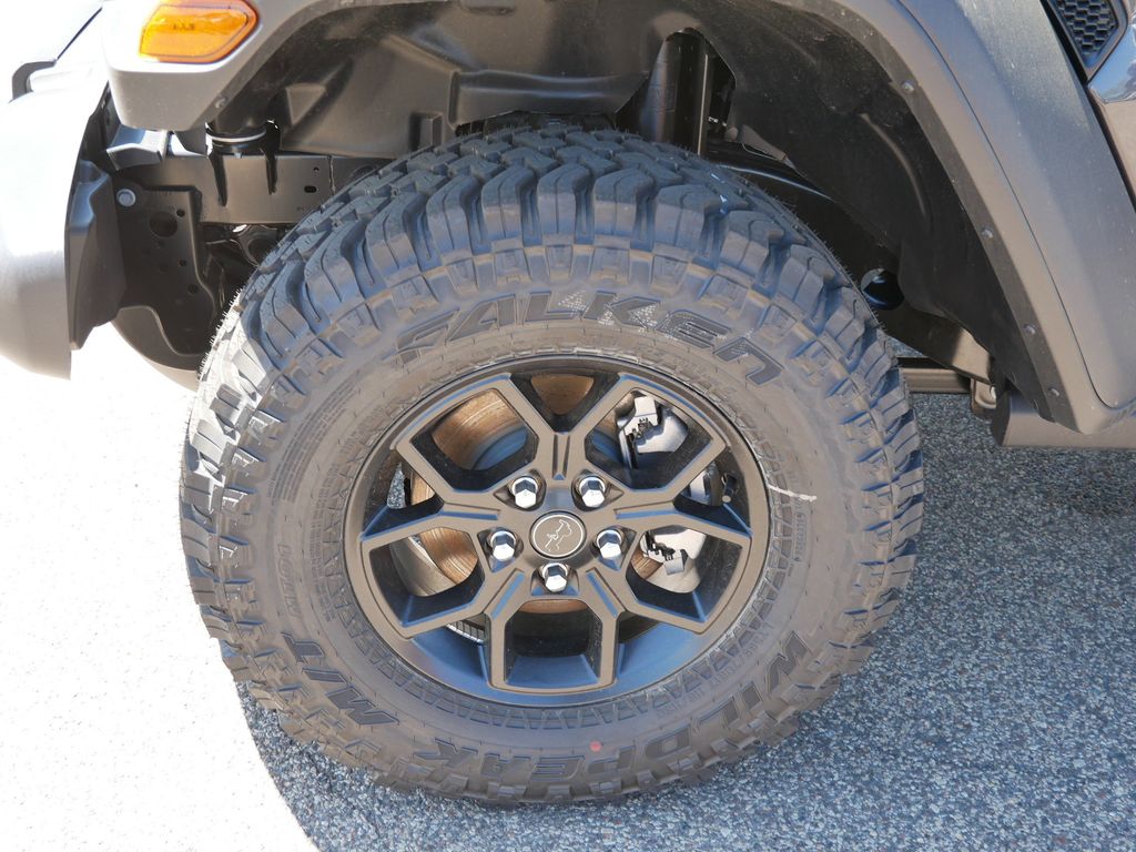 Thumbnail: 2025 Jeep Wrangler - 21