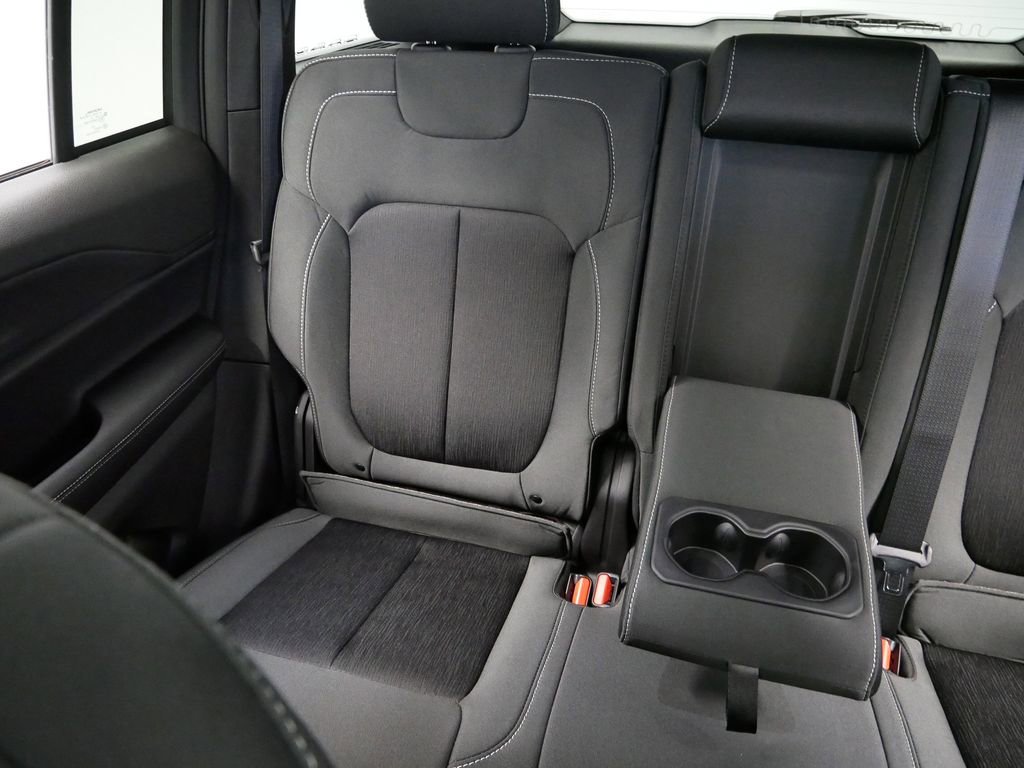 Thumbnail: 2025 Jeep Grand Cherokee - 22