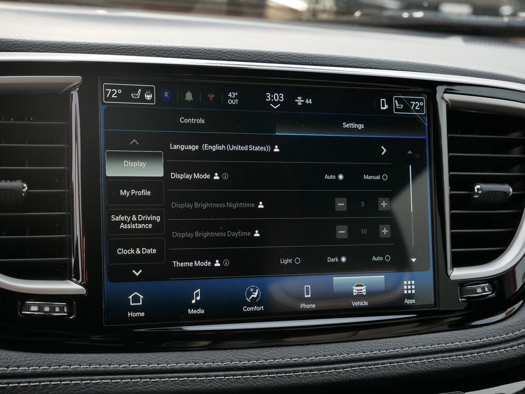 Thumbnail: 2026 Chrysler Pacifica - 32