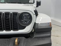 Thumbnail: 2026 Jeep Wrangler - 25
