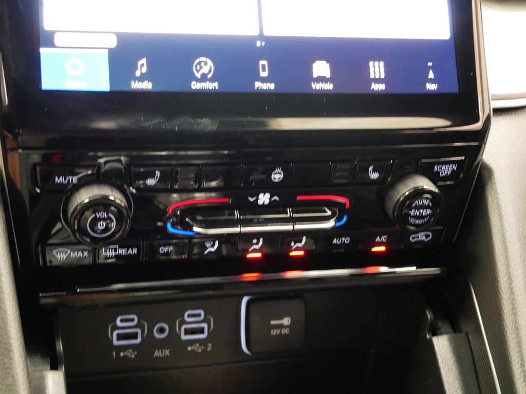 Thumbnail: 2025 Jeep Grand Cherokee - 35