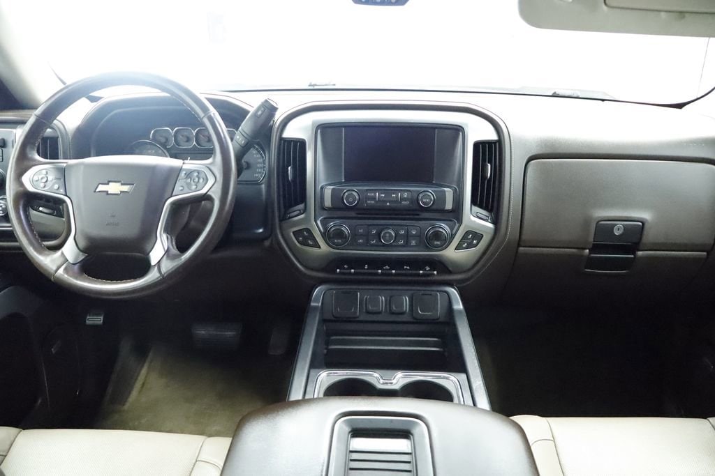 Thumbnail: 2017 Chevrolet Silverado 1500 - 16