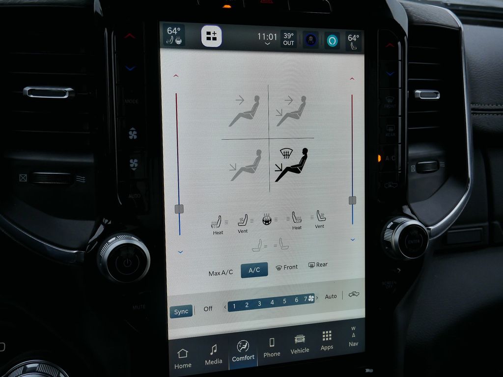 Thumbnail: 2025 RAM 1500 - 30