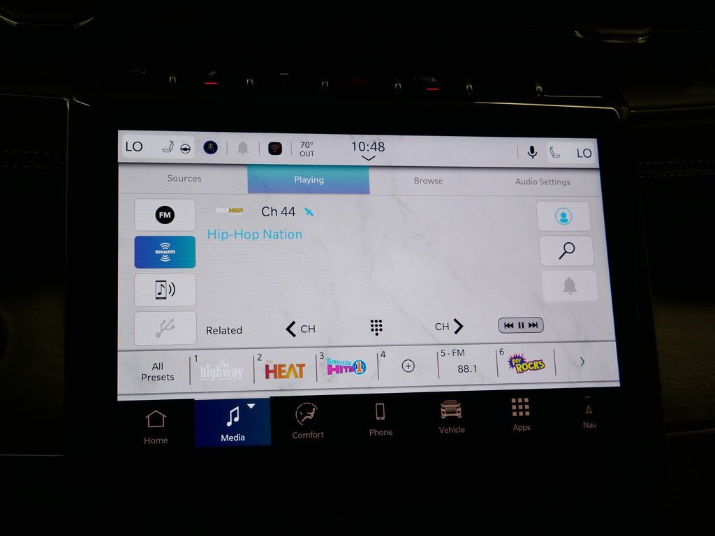 Thumbnail: 2025 Jeep Grand Cherokee - 32