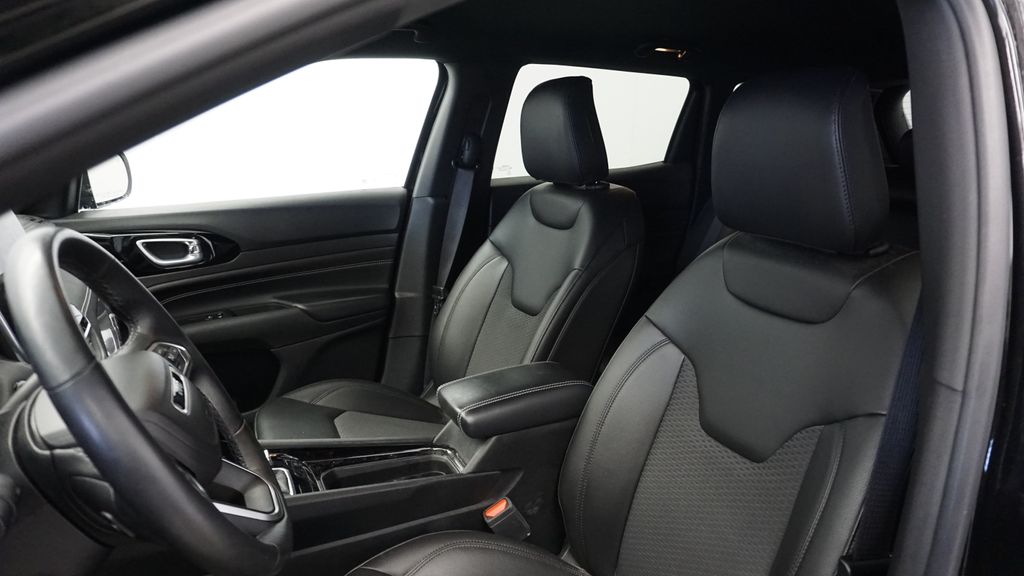 Thumbnail: 2022 Jeep Compass - 29