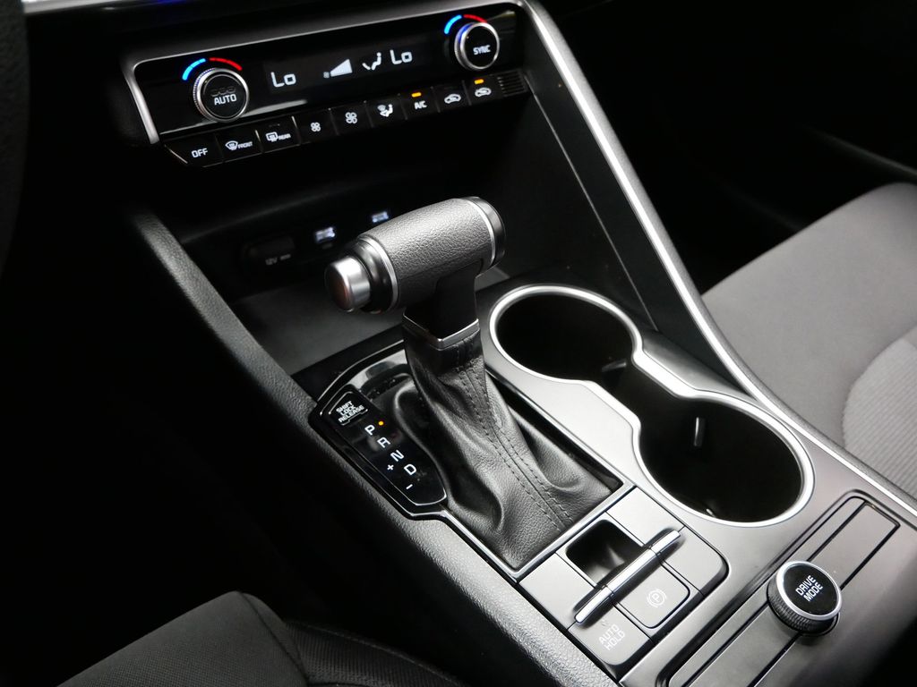 Thumbnail: 2022 Kia K5 - 33