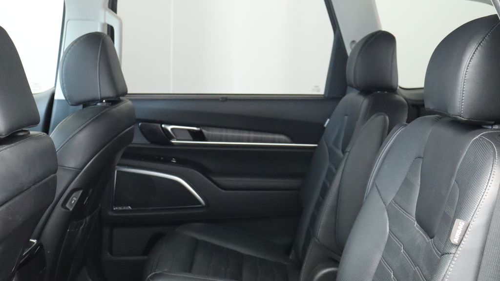 Thumbnail: 2023 Kia Telluride - 20