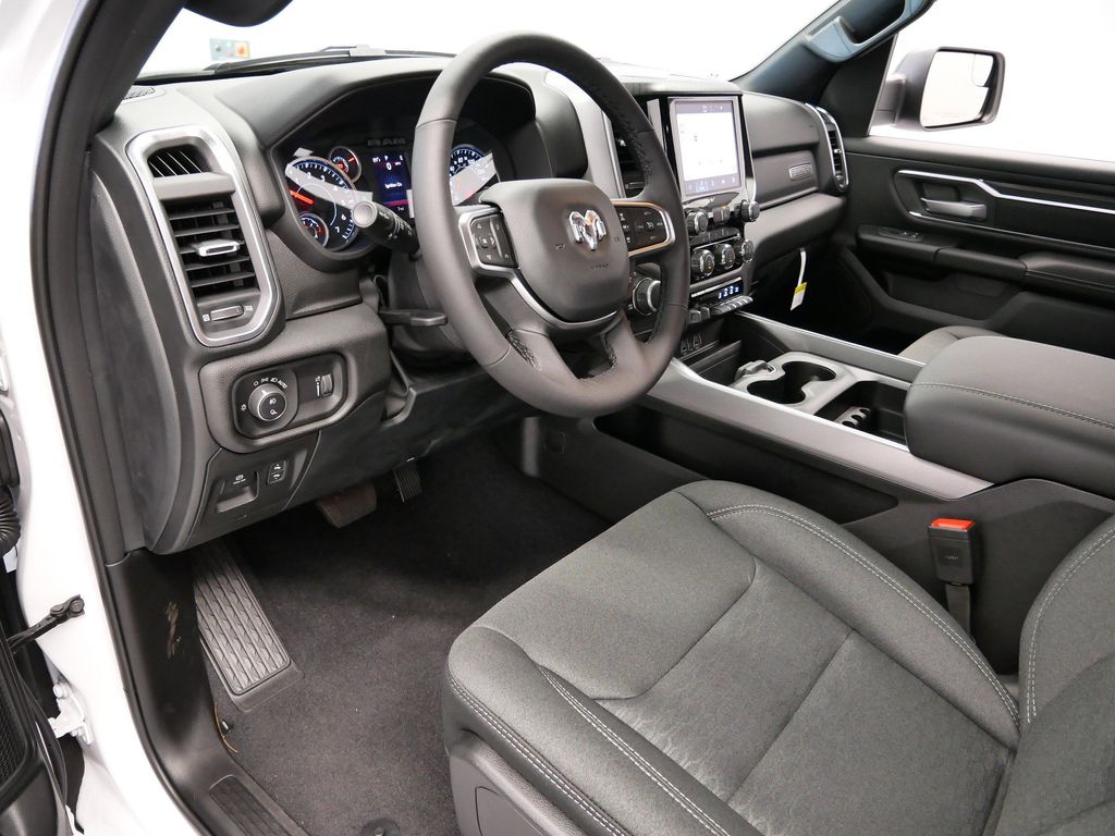 Thumbnail: 2026 RAM 1500 - 2