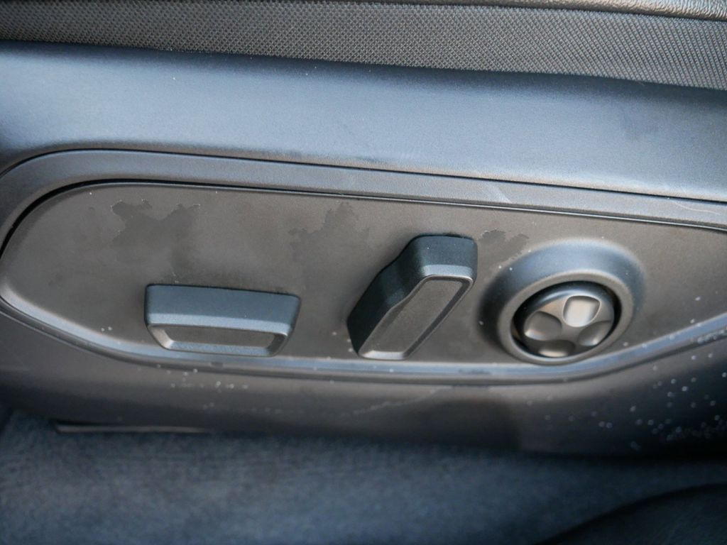 Thumbnail: 2024 Jeep Grand Cherokee - 37