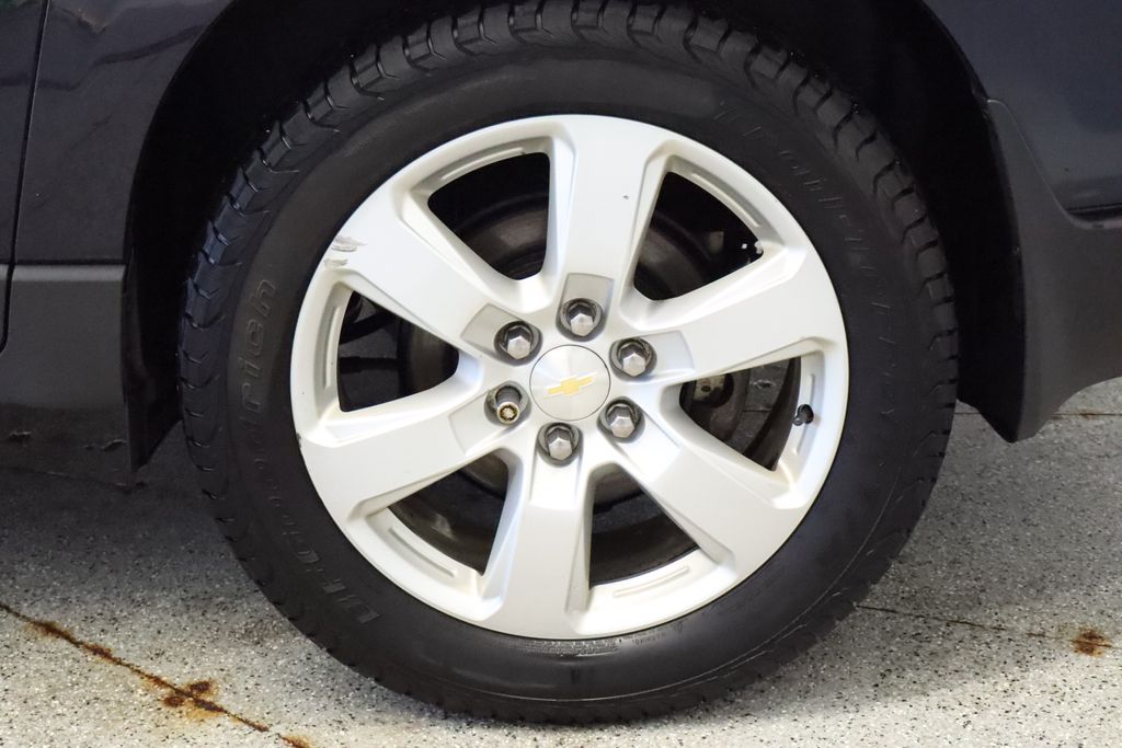 Thumbnail: 2017 Chevrolet Traverse - 12