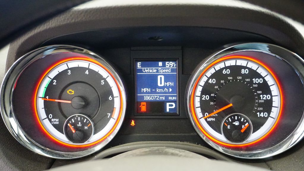 Thumbnail: 2013 Dodge Durango - 28