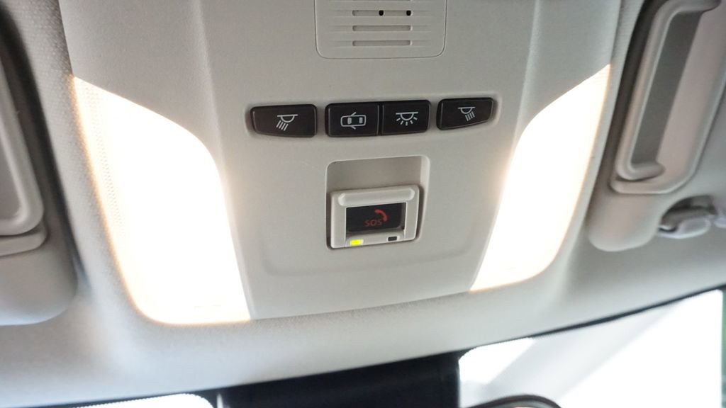 Thumbnail: 2022 Toyota Corolla - 37