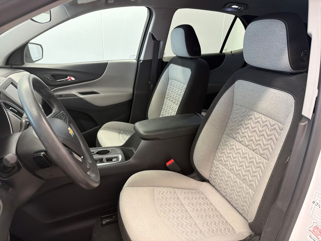 Thumbnail: 2023 Chevrolet Equinox - 19