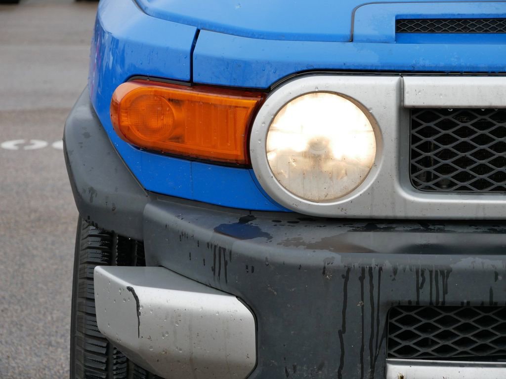 Thumbnail: 2007 Toyota FJ Cruiser - 12