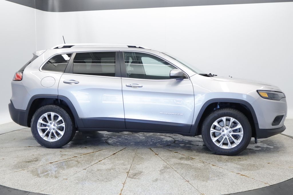 Thumbnail: 2019 Jeep Cherokee - 6