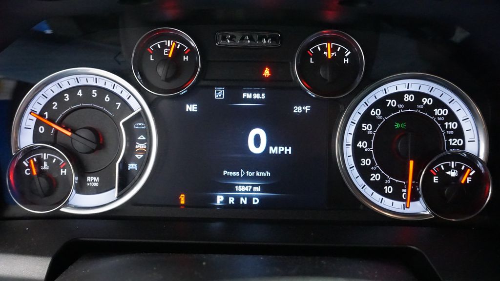 Thumbnail: 2022 RAM 1500 Classic - 36