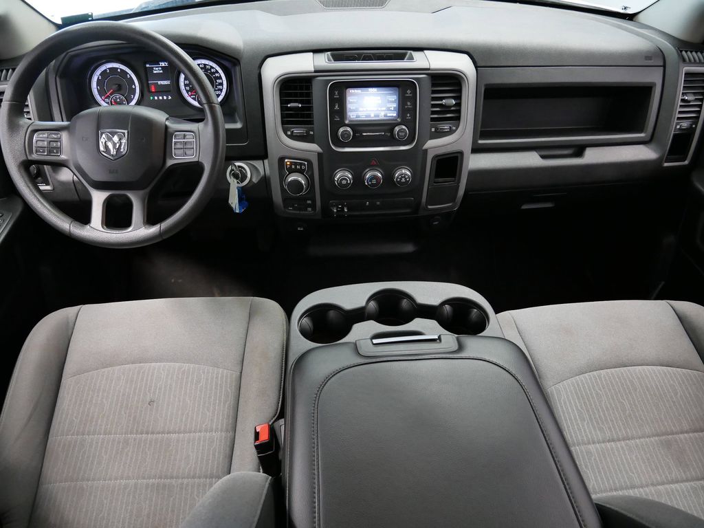 Thumbnail: 2021 RAM 1500 Classic - 13