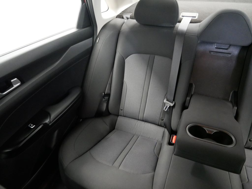 Thumbnail: 2022 Kia K5 - 20
