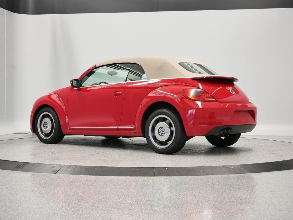 Thumbnail: 2013 Volkswagen Beetle - 3
