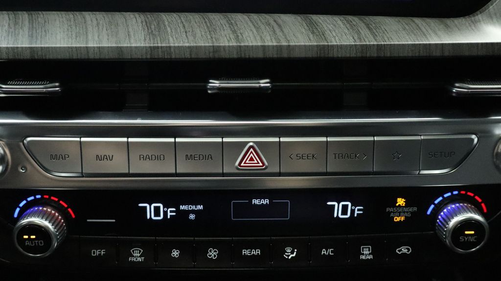 Thumbnail: 2023 Kia Telluride - 44