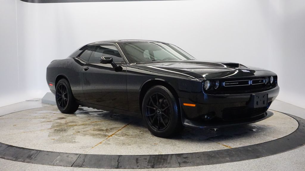 Thumbnail: 2020 Dodge Challenger - 10