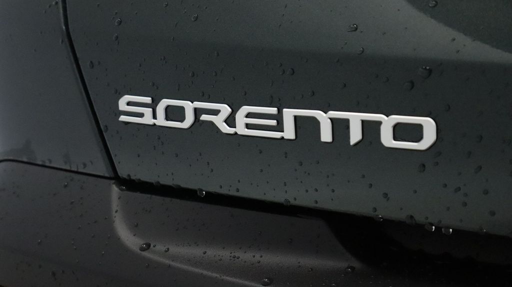 Thumbnail: 2023 Kia Sorento - 19