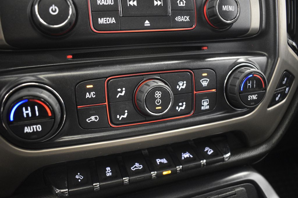 Thumbnail: 2016 GMC Sierra 1500 - 43