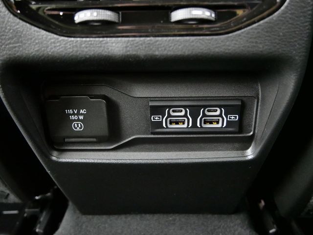 Thumbnail: 2024 Jeep Grand Cherokee - 32