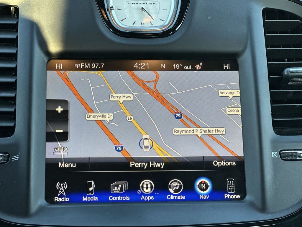 Thumbnail: 2016 Chrysler 300 - 12