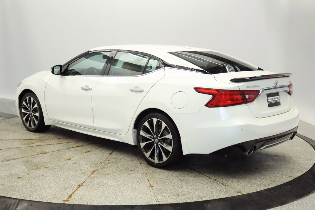 Thumbnail: 2016 Nissan Maxima - 3