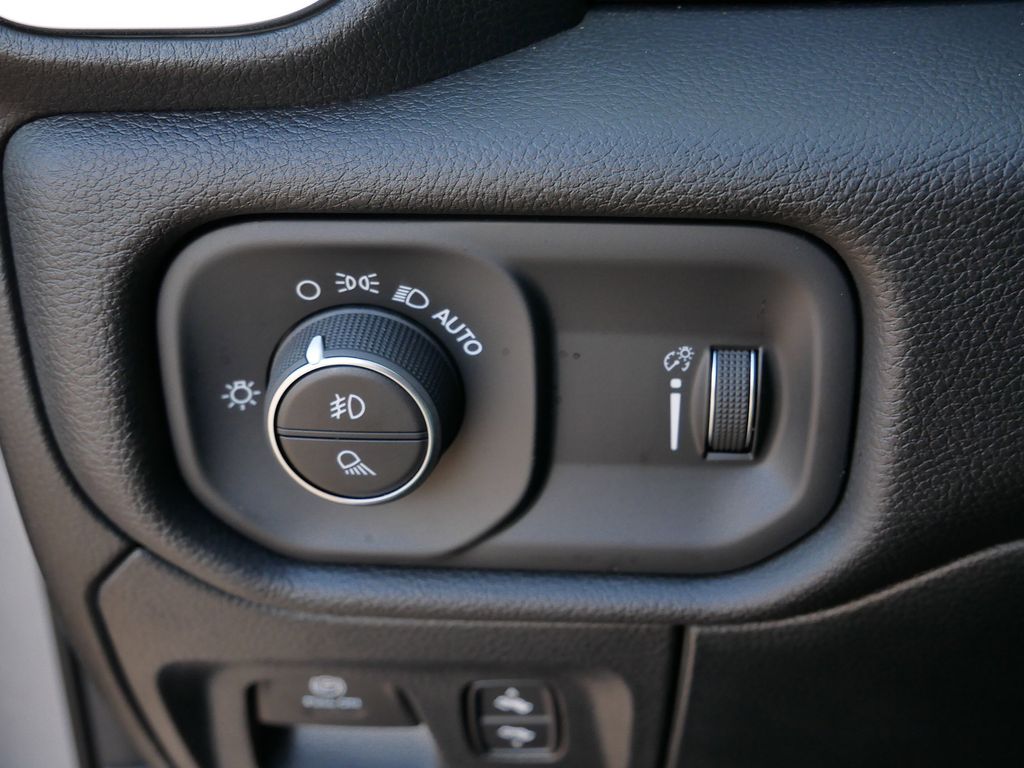 Thumbnail: 2024 RAM 1500 - 22