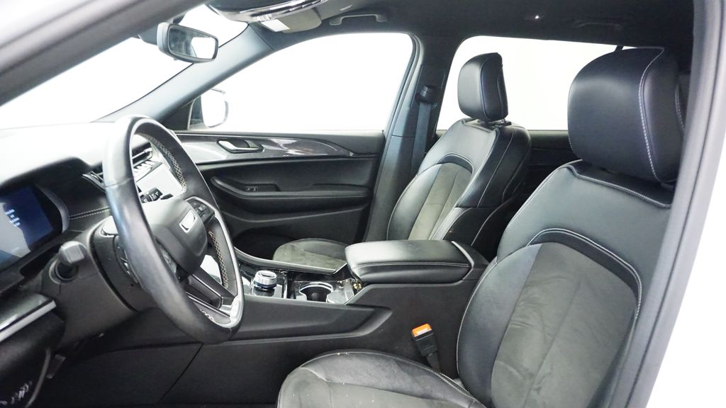 Thumbnail: 2022 Jeep Grand Cherokee L - 25