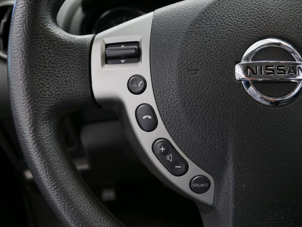 Thumbnail: 2014 Nissan Rogue - 19