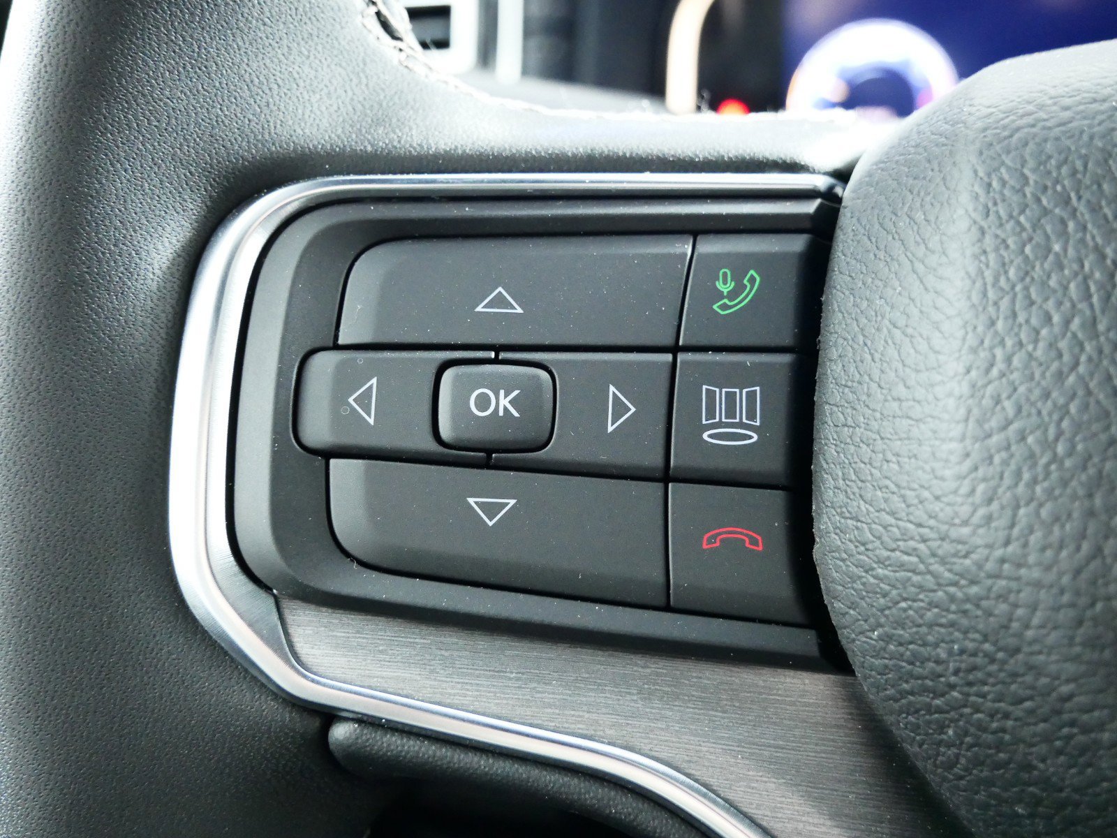 Thumbnail: 2024 Jeep Wagoneer - 37