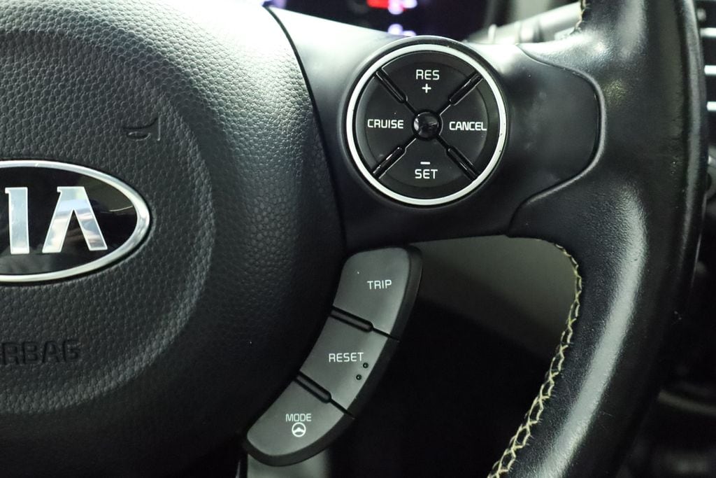 Thumbnail: 2016 Kia Soul - 32