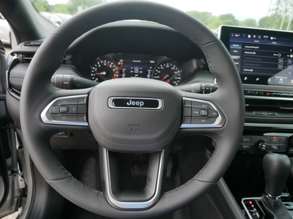 Thumbnail: 2025 Jeep Compass - 45