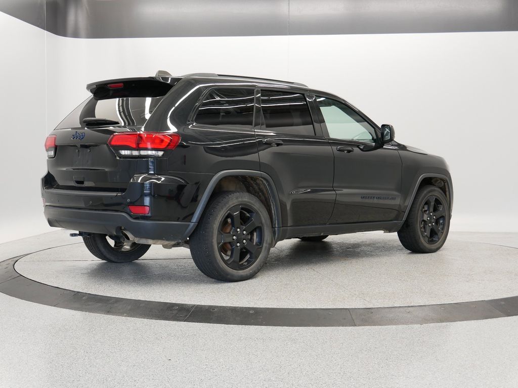 Thumbnail: 2019 Jeep Grand Cherokee - 6