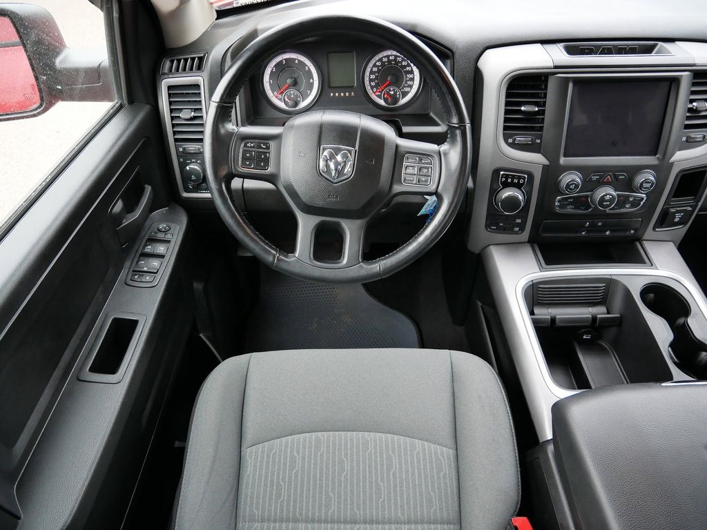 Thumbnail: 2022 RAM 1500 Classic - 24