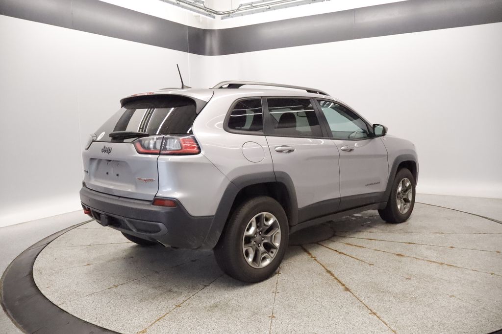 Thumbnail: 2020 Jeep Cherokee - 18