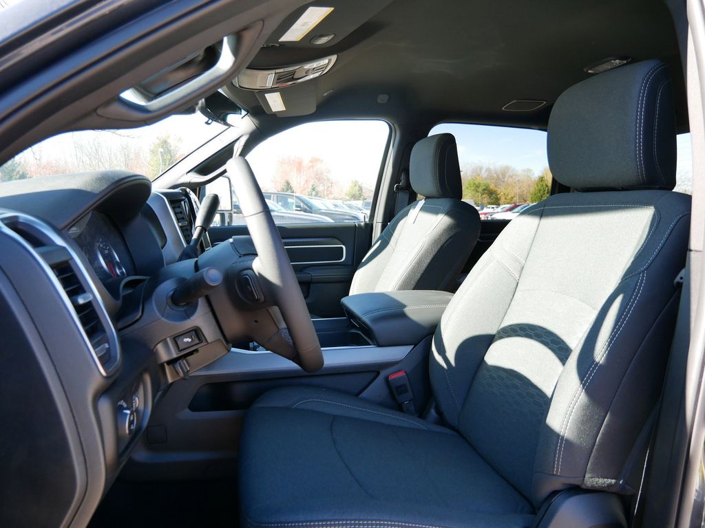 Thumbnail: 2026 RAM 2500 - 32