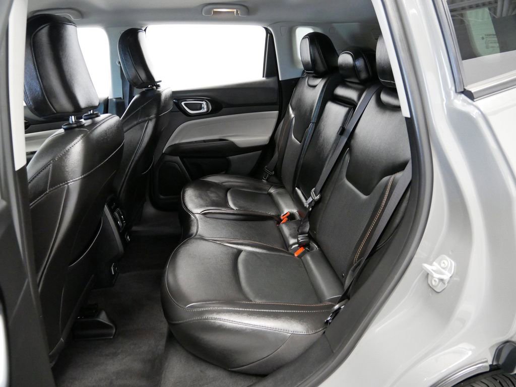 Thumbnail: 2022 Jeep Compass - 9