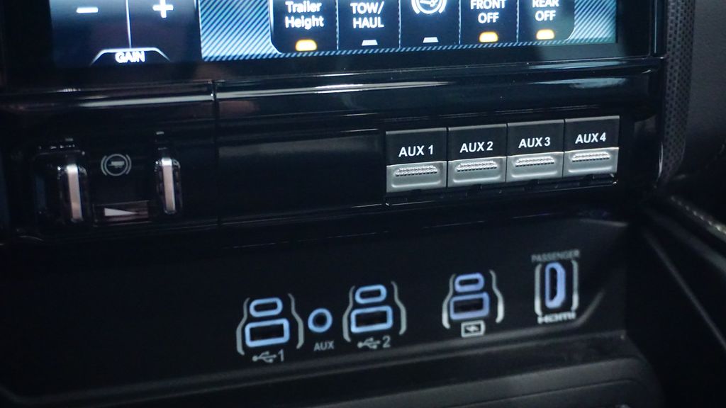 Thumbnail: 2026 RAM 3500 - 29